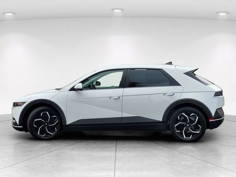 Certified 2024 Hyundai Ioniq 5 SEL RWD image 7
