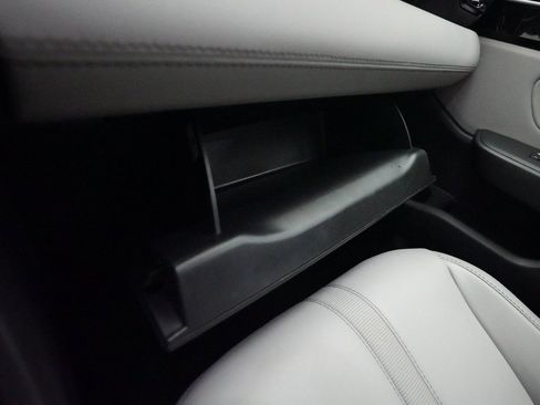 Certified 2024 Honda Pilot EX-L image 30