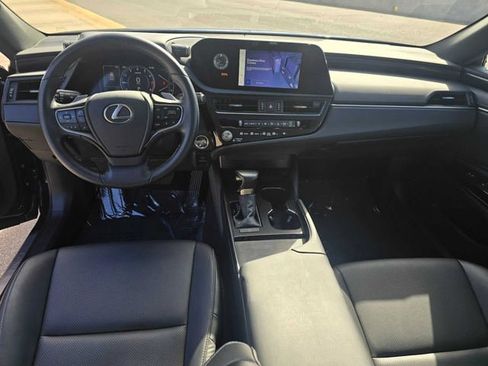 Certified 2024 Lexus ES 350 w/ Accessory Package (Z1) FWD image 18