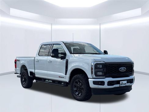 Used 2024 Ford F350 Lariat w/ Lariat Ultimate Package AWD/4WD image 11
