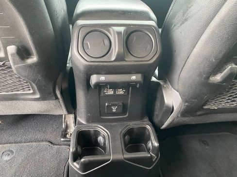 Used 2021 Jeep Wrangler Unlimited Rubicon AWD/4WD image 26