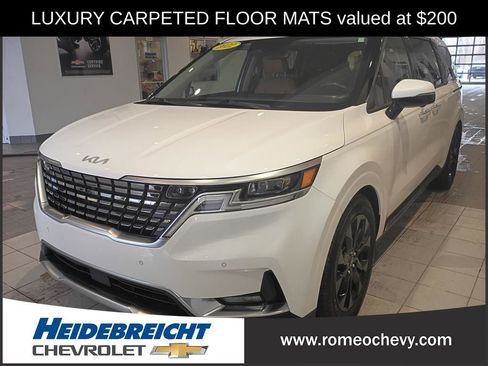 Used 2022 Kia Carnival SX Prestige image 6