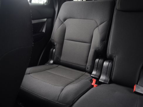 Used 2017 Ford Explorer XLT w/ Equipment Group 201A image 15