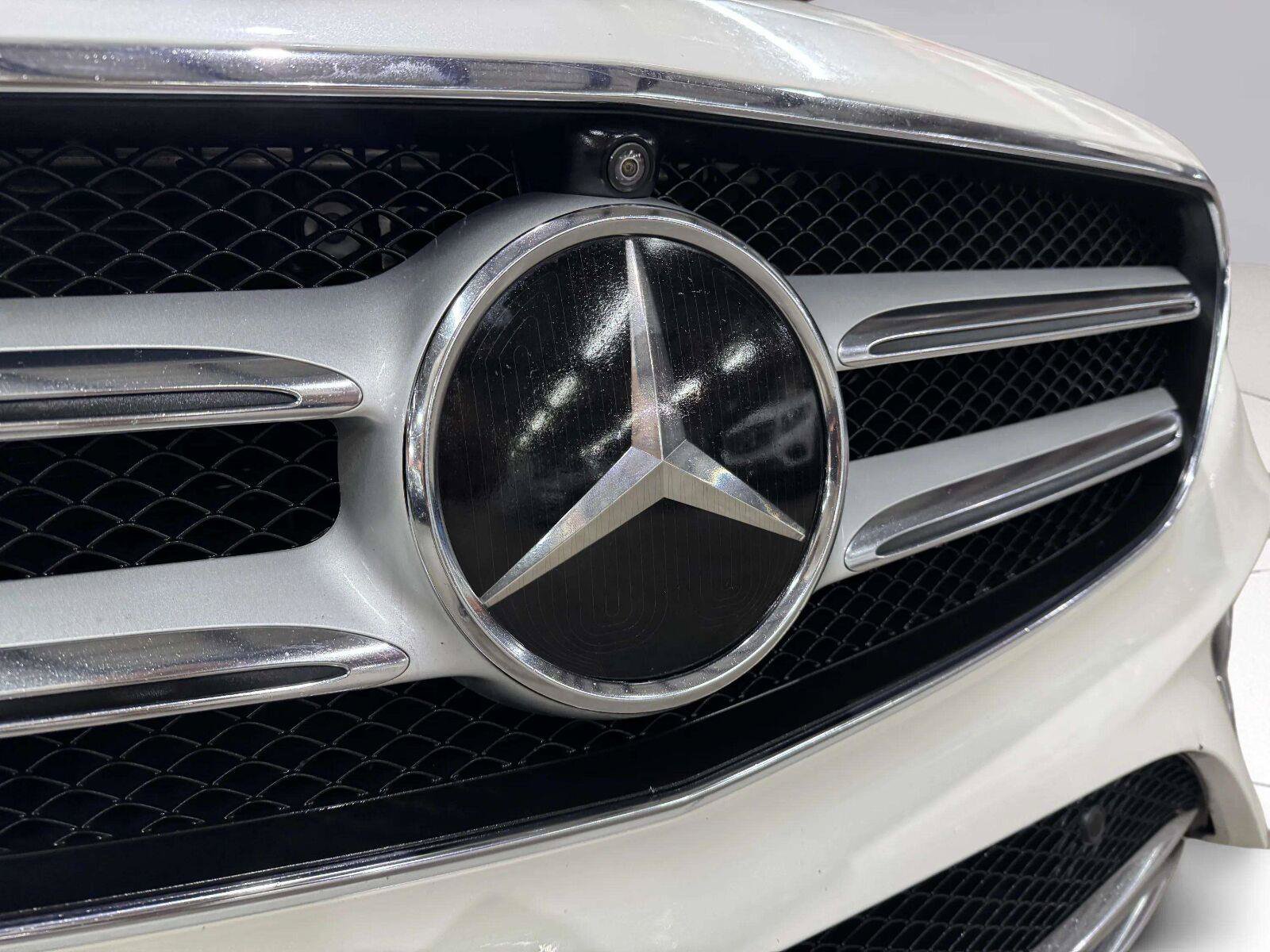 Used 2017 Mercedes-Benz E 300 image 14