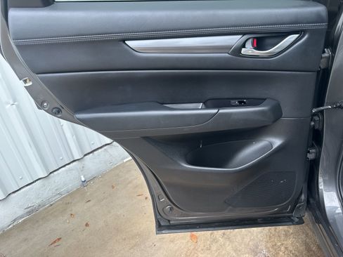 Used 2019 MAZDA CX-5 Touring image 13