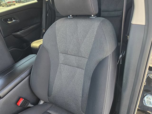 Used 2024 Nissan Rogue SV FWD image 14