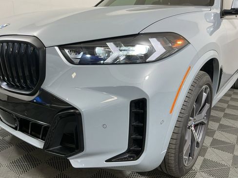 New 2026 BMW X5 sDrive40i w/ M Sport Package image 8