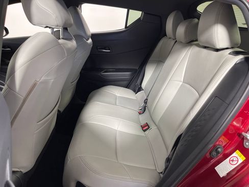 Certified 2019 Toyota C-HR XLE FWD image 13
