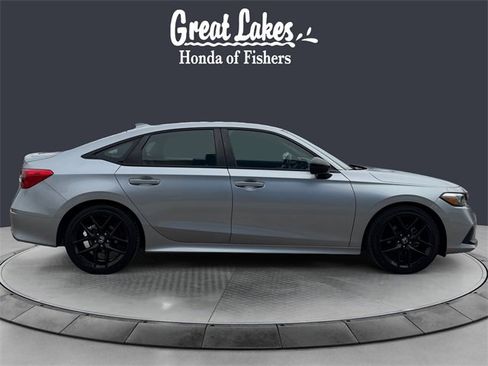 Used 2023 Honda Civic Sport image 6