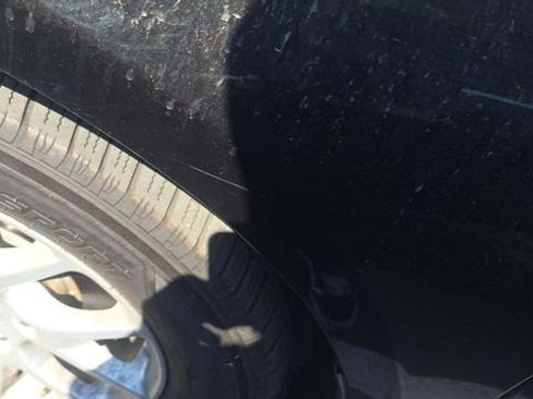 Used 2017 Chrysler Pacifica Touring FWD image 12