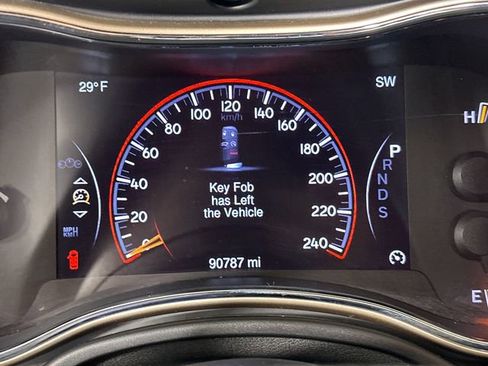 Used 2015 Jeep Grand Cherokee Altitude image 18