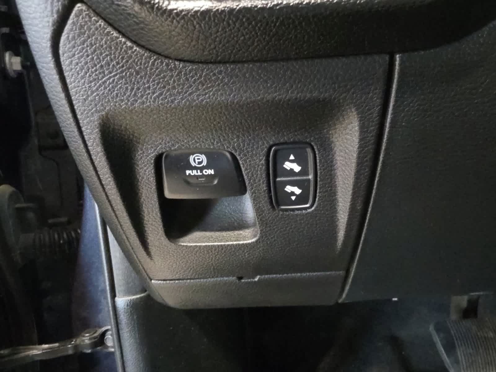 Used 2020 RAM 1500 Big Horn AWD/4WD image 18