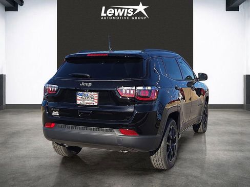 New 2026 Jeep Compass Latitude AWD/4WD image 4