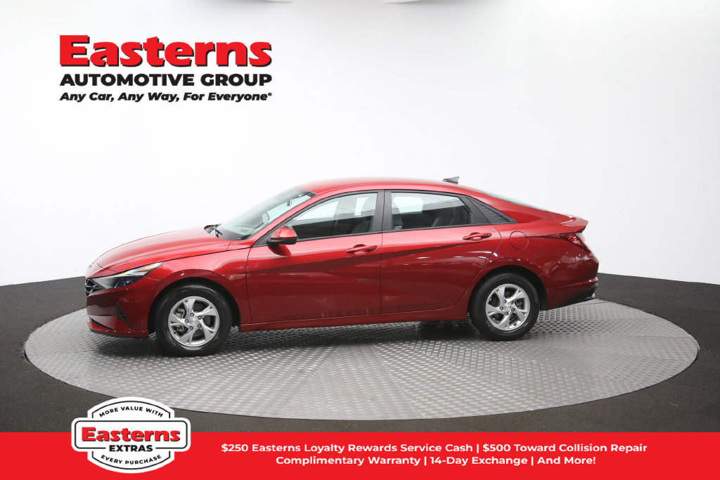 Used 2023 Hyundai Elantra SE w/ Cargo Package FWD image 59