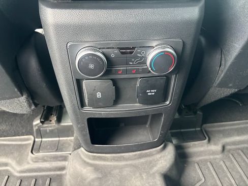 Used 2020 Ford Explorer Platinum w/ Premium Technology Package AWD/4WD image 14