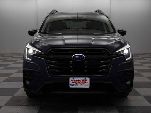Used 2024 Subaru Ascent Onyx Edition image 4