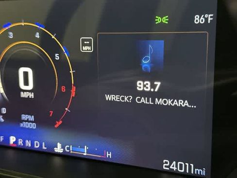 Used 2024 Chevrolet Colorado Trail Boss w/ Advanced Trailering Package AWD/4WD image 16