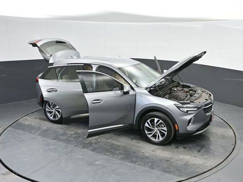 Used 2023 Buick Envision Essence image 58
