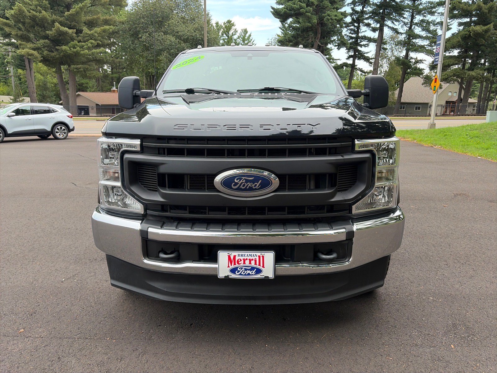 Used 2021 Ford F350 XL w/ Power Equipment Group AWD/4WD image 2