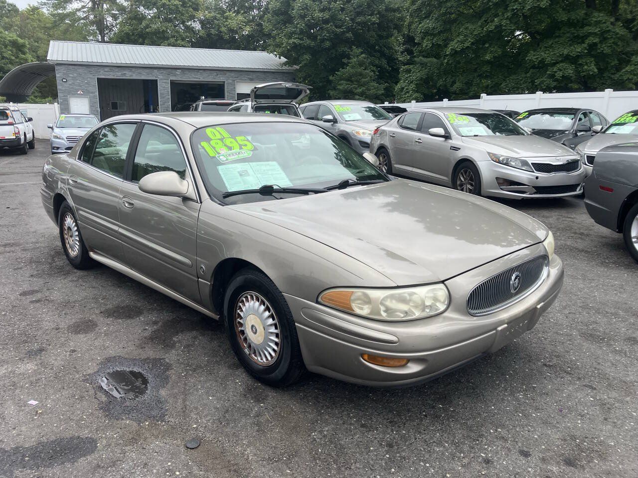 Used 2001 Buick Le Sabre Custom w/ Luxury Pkg FWD image 5