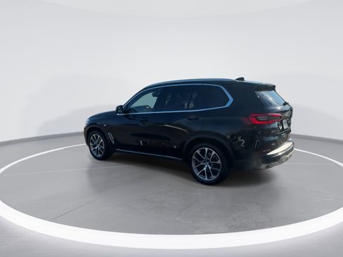 Used 2023 BMW X5 xDrive40i w/ Premium Package image 6