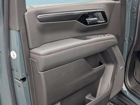 New 2026 Chevrolet Suburban RST w/ Comfort Package image 15