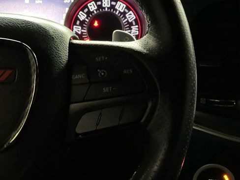 Used 2015 Dodge Challenger R/T Plus RWD image 21