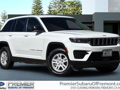 Used 2023 Jeep Grand Cherokee Laredo