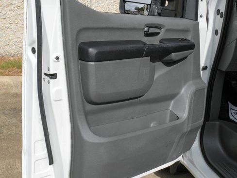 Used 2020 Nissan NV 2500 SV w/ Navigation Package image 36