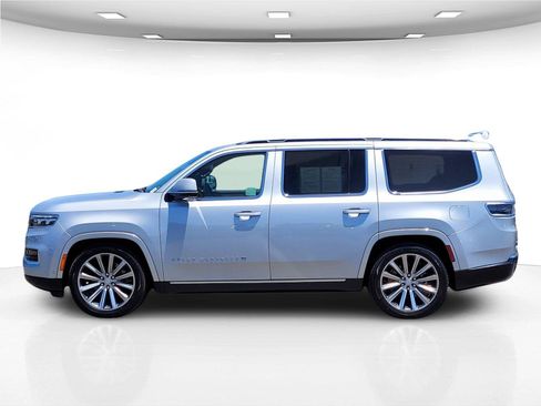 Used 2022 Jeep Grand Wagoneer Series II w/ Convenience Group III AWD/4WD image 10