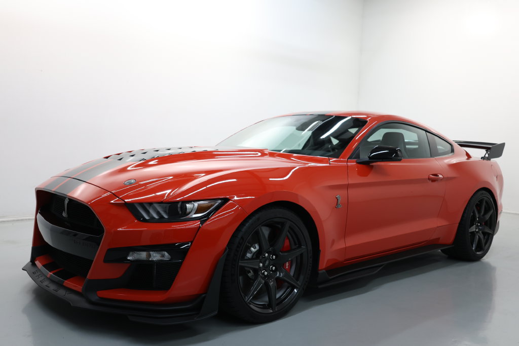 Used 2022 Ford Mustang Shelby GT500 w/ Carbon Fiber Track Pack RWD image 54