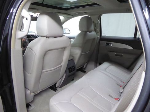 Used 2014 Lincoln MKX AWD image 23