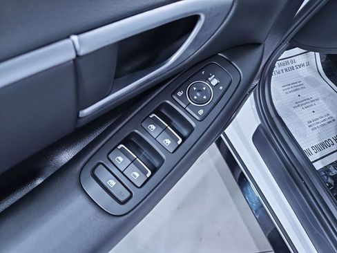 Certified 2024 Hyundai Sonata SEL w/ Convenience Package image 13