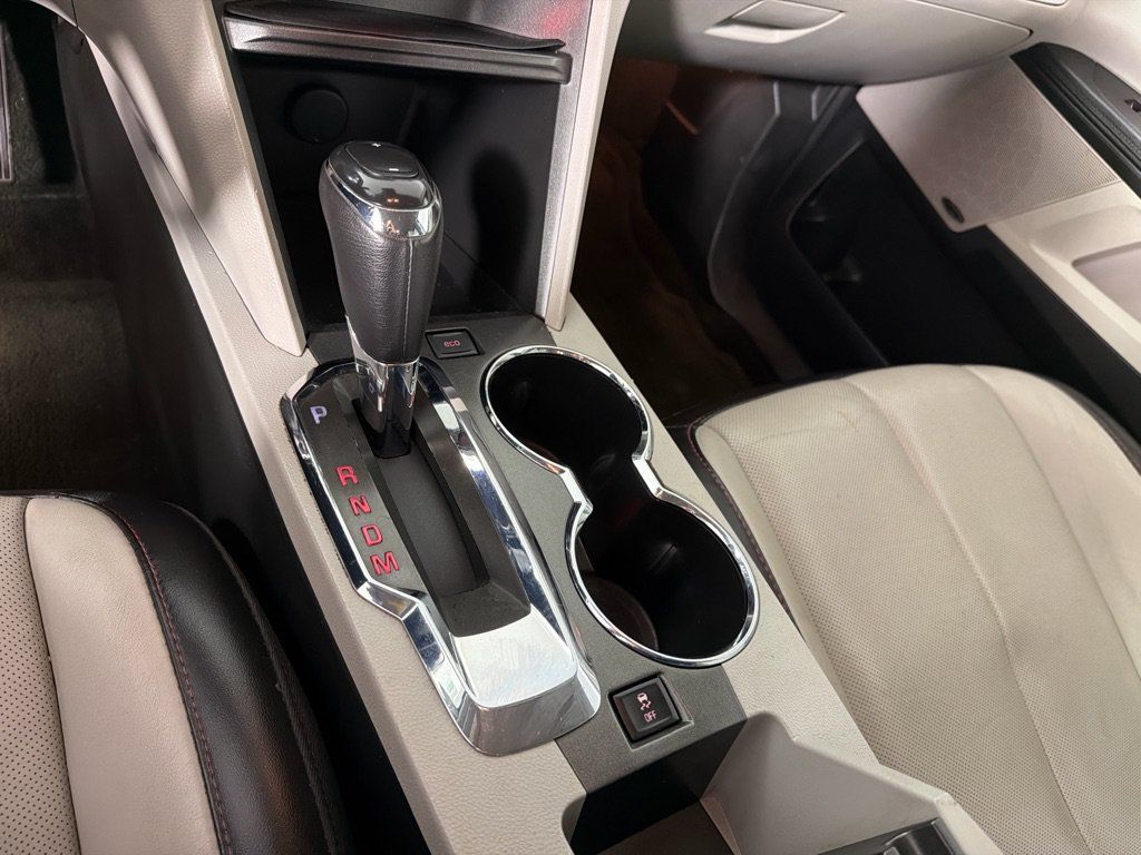 Used 2017 GMC Terrain SLT FWD image 17