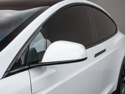 Used 2022 Tesla Model X AWD/4WD image 36