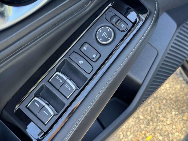 Used 2023 Honda Accord Touring image 16