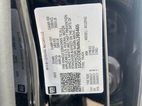 Used 2022 Chevrolet Colorado Z71 w/ Z71 Midnight Edition AWD/4WD image 23