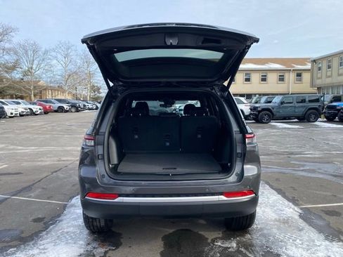 New 2026 Jeep Grand Cherokee Limited image 9