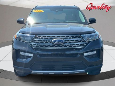 Used 2024 Ford Explorer Limited w/ Equipment Group 301A AWD/4WD image 10