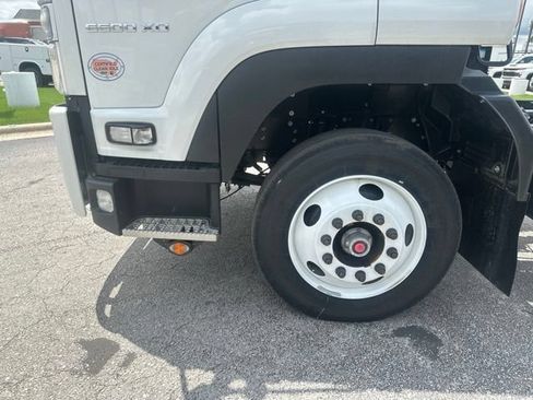 New 2026 Chevrolet Low Cab Forward 6500XD RWD image 10