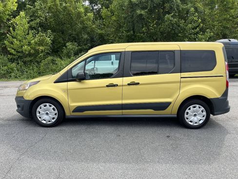 Used 2018 Ford Transit Connect XL FWD image 27
