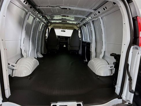 New 2026 Chevrolet Express 2500 w/ Driver Convenience Package RWD image 15