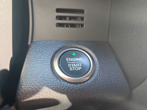 Used 2018 Ford F150 Raptor w/ Equipment Group 802A Luxury image 17