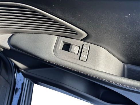 New 2026 Jeep Cherokee Limited image 29