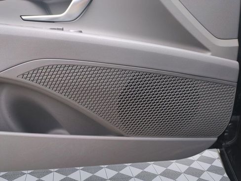Certified 2025 Hyundai Elantra SEL FWD image 12