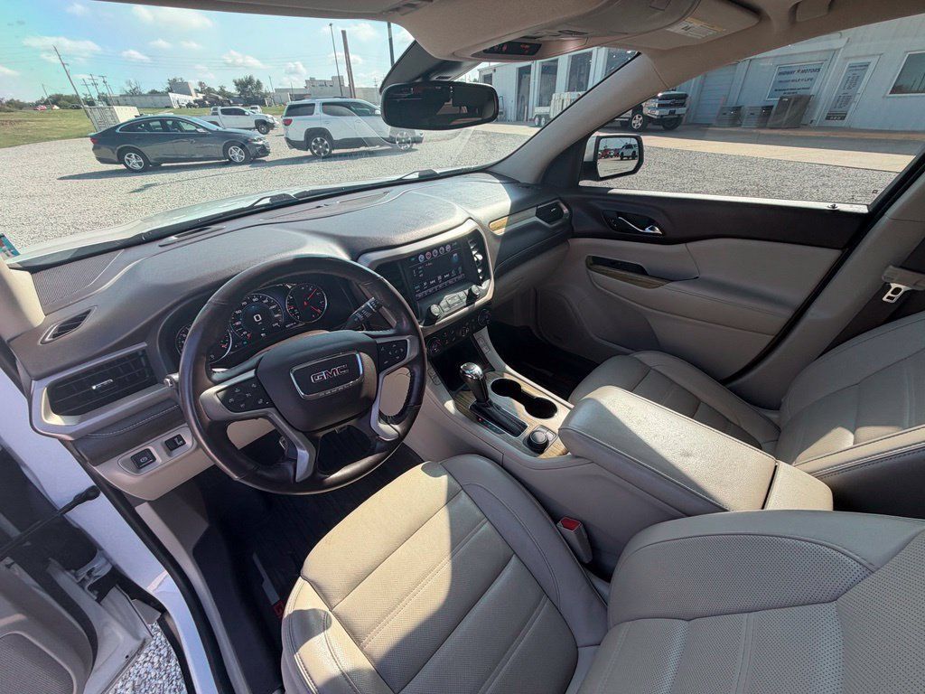 Used 2018 GMC Acadia Denali AWD/4WD image 10