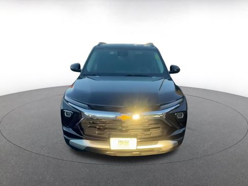 Used 2025 Chevrolet TrailBlazer LT image 4