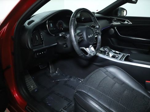 Used 2023 Kia Stinger GT2 AWD/4WD image 18