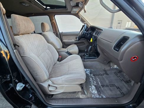 Used 1997 Toyota 4Runner SR5 AWD/4WD image 16