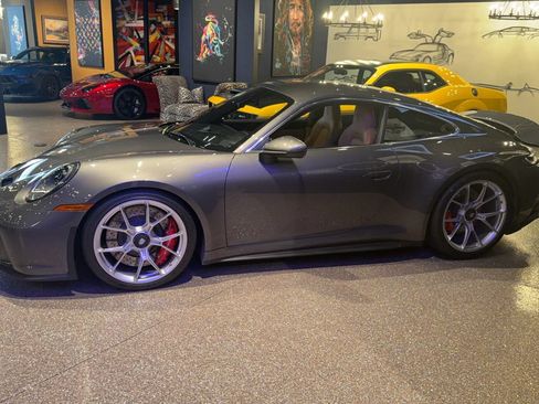 Used 2024 Porsche 911 GT3 RWD image 11